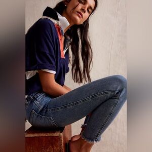 We The Free Raw High-Rise Jegging in Sierra wash Size 28